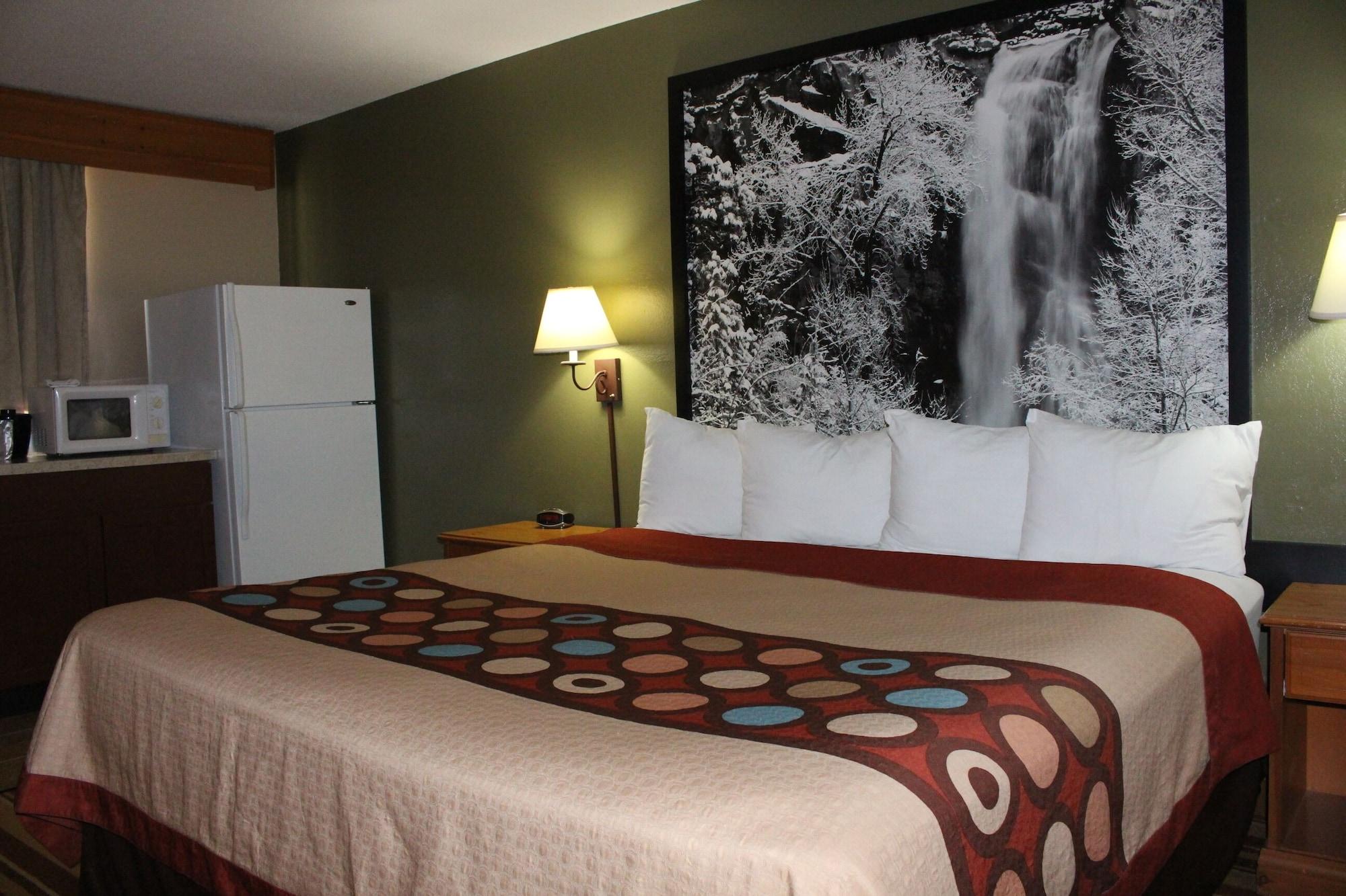Super 8 By Wyndham Chamberlain Sd Hotel Kültér fotó