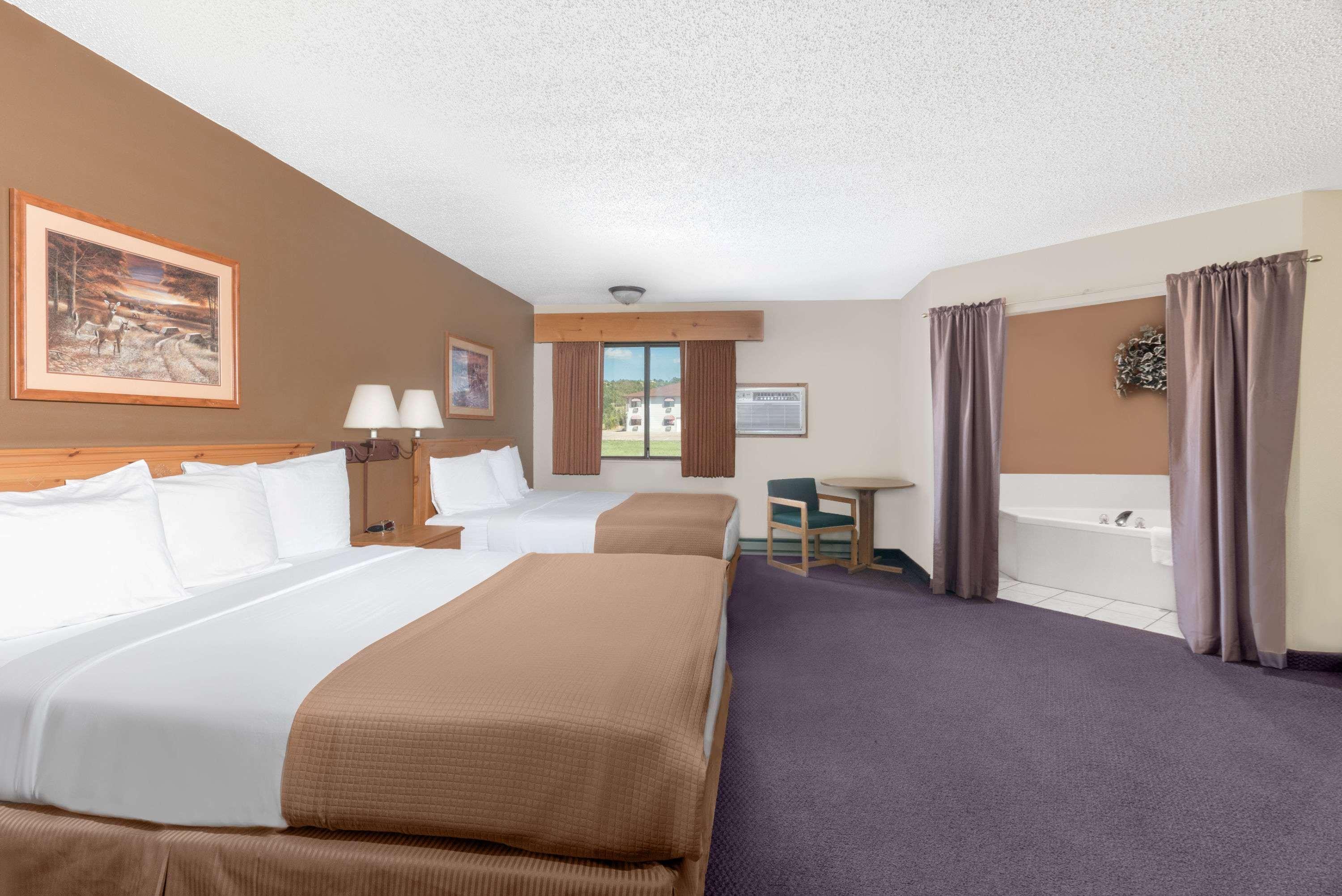 Super 8 By Wyndham Chamberlain Sd Hotel Kültér fotó