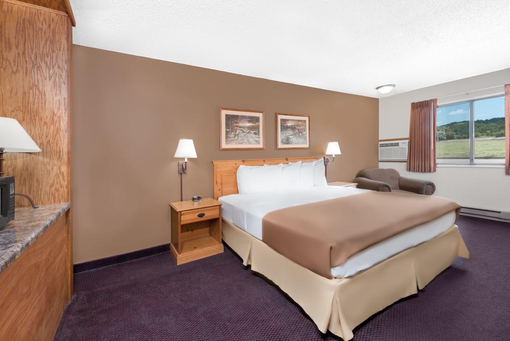 Super 8 By Wyndham Chamberlain Sd Hotel Kültér fotó